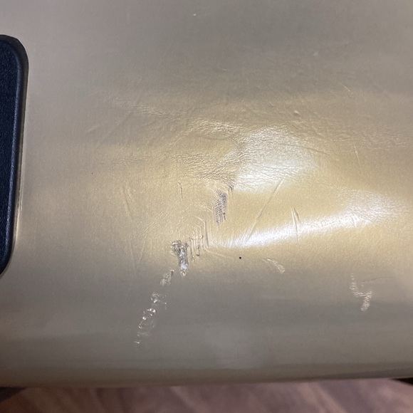 unique luggage Betsy Johnson, Gold, tone and gold studs with shoulder strap. - Picture 6 of 16